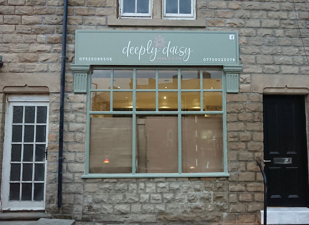 Deeply Daisy Branding